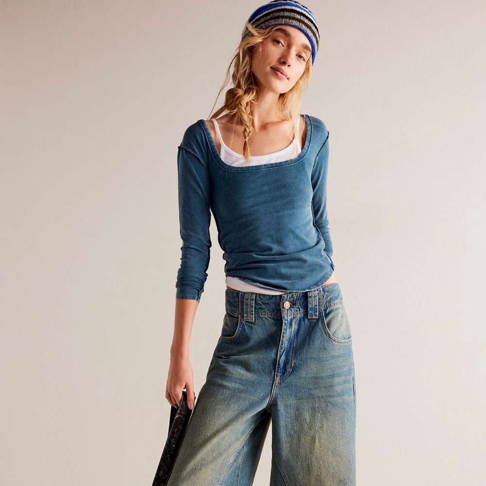 We The Free Can’t Let Go Tee Size Small